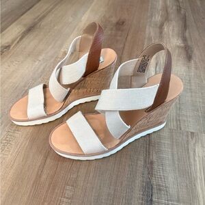 Steve Madden Wedged Sandal